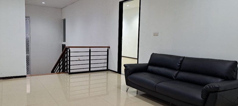 DIJUAL RUMAH SIAP HUNI SINGGASANA