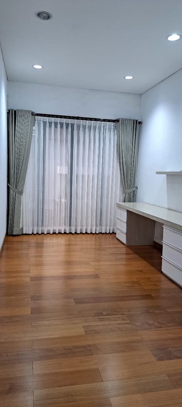 DIJUAL RUMAH SIAP HUNI SINGGASANA