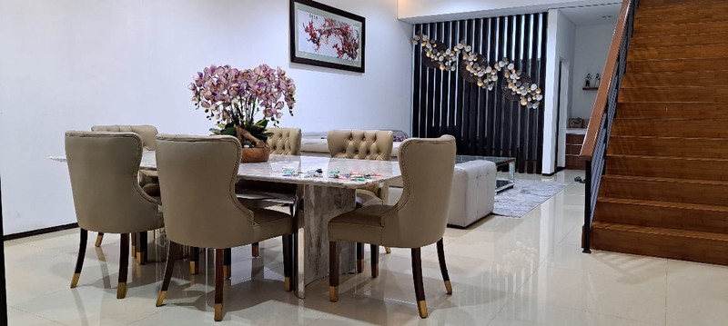 DIJUAL RUMAH SIAP HUNI SINGGASANA