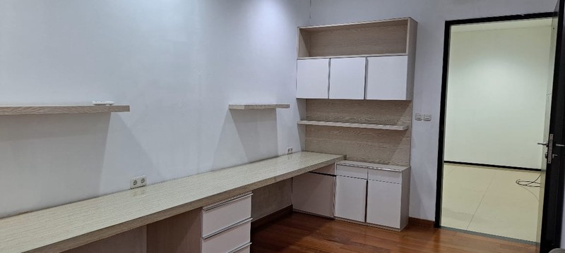 DIJUAL RUMAH SIAP HUNI SINGGASANA