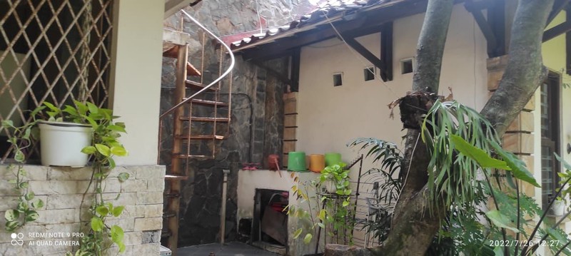 Rumah Hitung Tanah Area Cipete