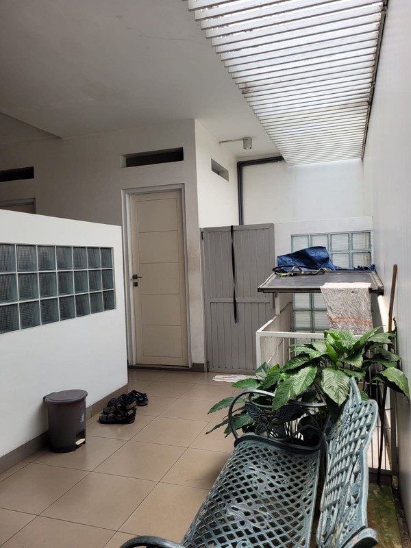 Rumah Siap Huni, Hunian Asri dan Nyaman @Bona Vista Residence, Lebak Bulus.