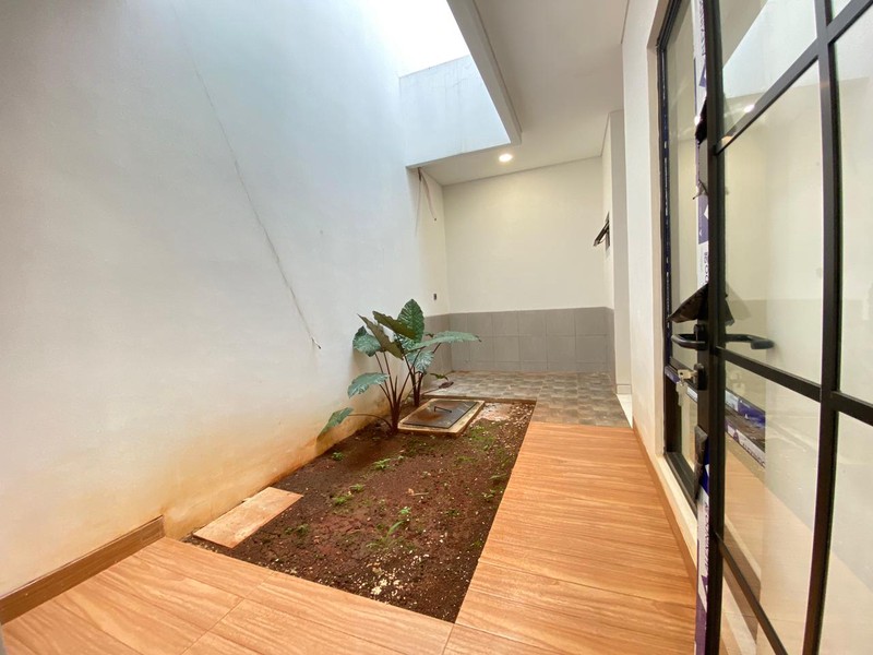 Cinere megapolitan luas 114 brand new 4kamar