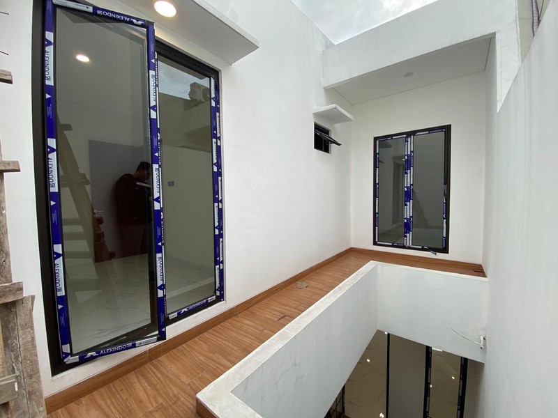 Cinere megapolitan luas 114 brand new 4kamar