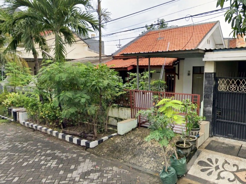 Rumah di Tenggilis Mejoyo Utara Surabaya Selatan, Bagus + Terawat, Strategis dekat Kampus UBAYA, Apartemen Metropolis