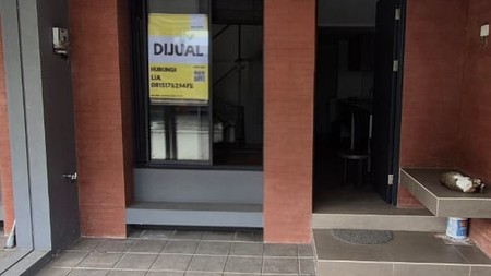 Rumah 2 Lantai di Jual, Freja House & Suite