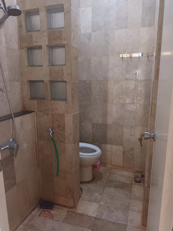 Flash Sale. Rumah luas Villa Melati Mas, Serpong