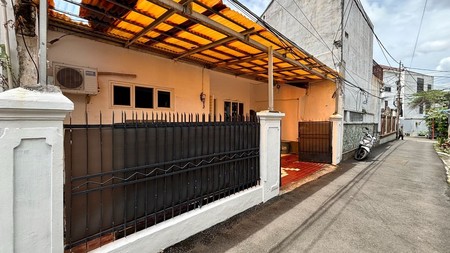 Rumah di Tebet Barat Jaksel