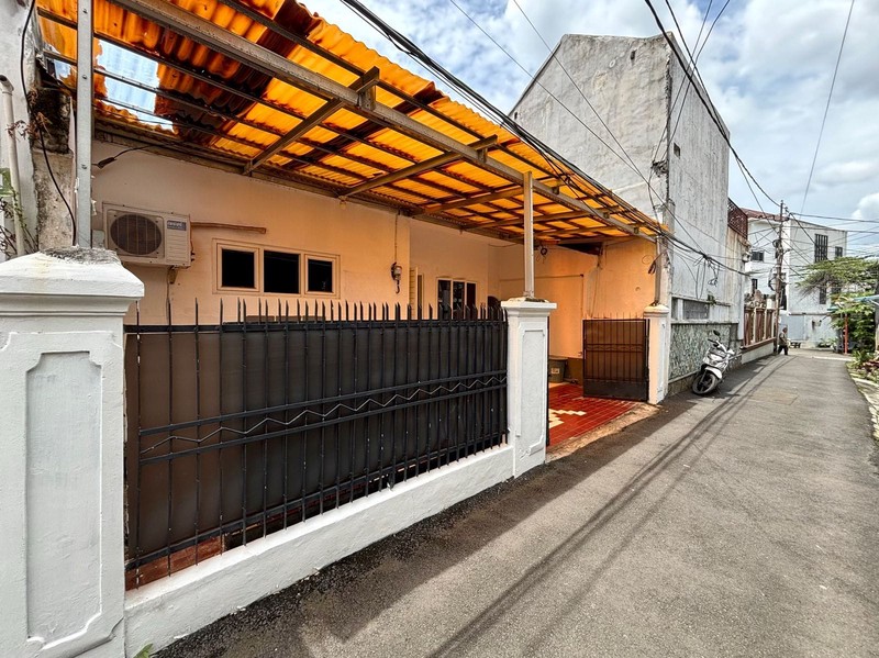 Rumah di Tebet Barat Jaksel