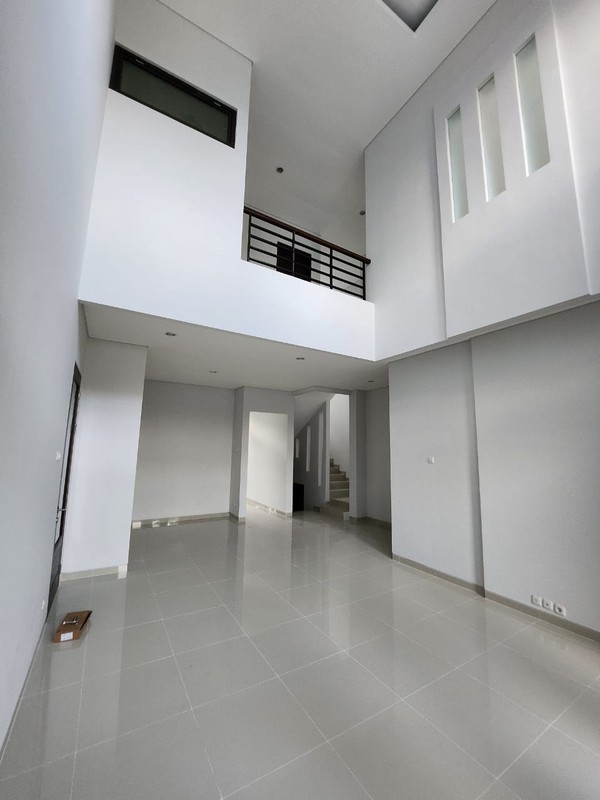 Like New Siap Huni Rumah Royal Residence Modern Minimalis Design 