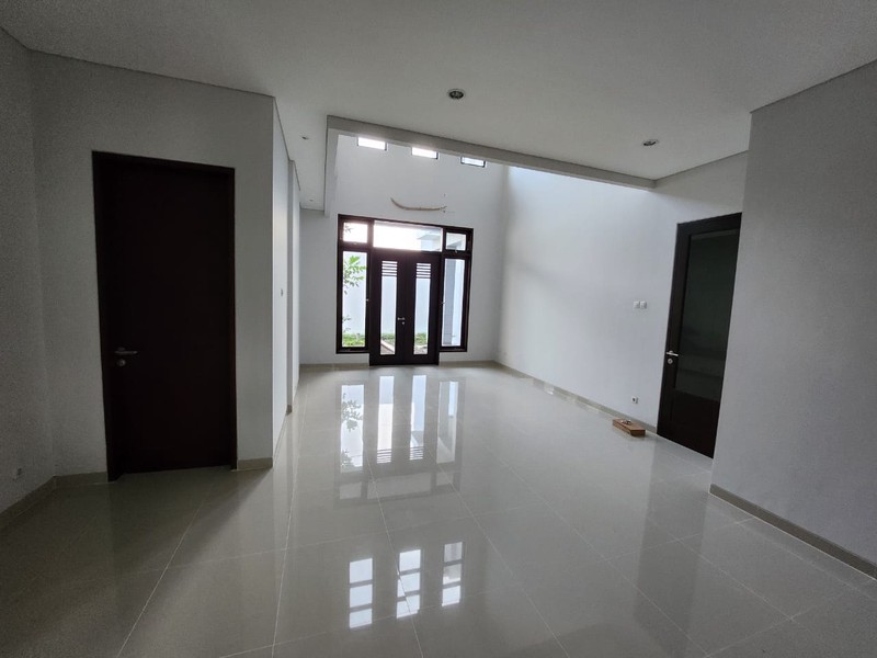 Like New Siap Huni Rumah Royal Residence Modern Minimalis Design 