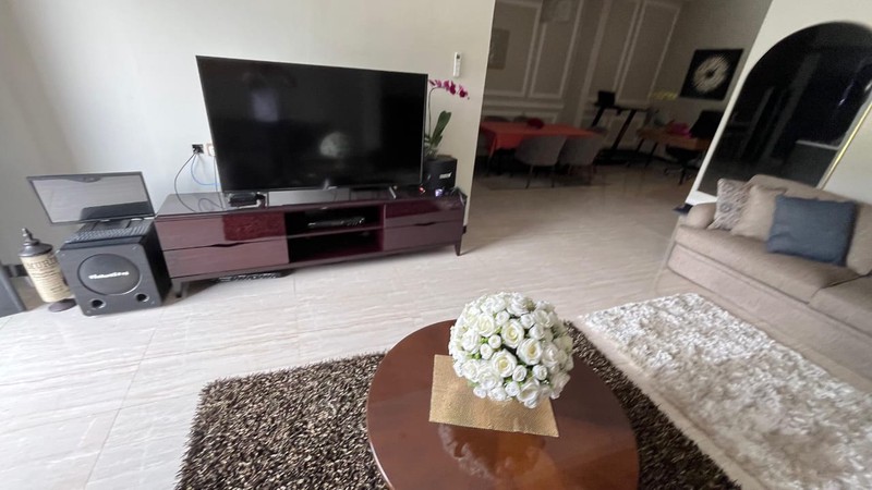 Rumah Siap Huni dan strategis di Bali View Cirendeu