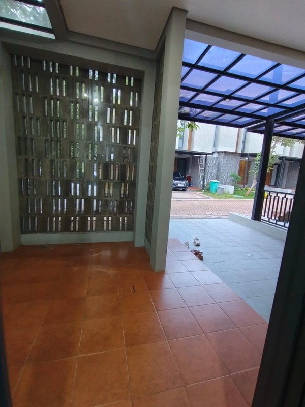 Rumah Bagus Di Discovery Altezza Bintaro Jaya Sektor 9