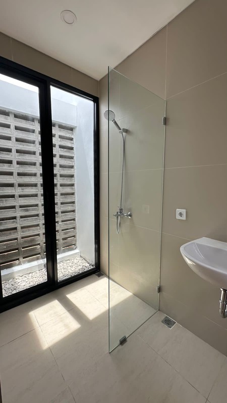 [Brand New] Rumah 2 Lantai Siap Huni dengan Hunian Nyaman dan Asri @Ciputat