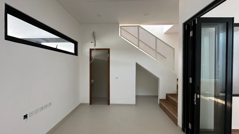[Brand New] Rumah 2 Lantai Siap Huni dengan Hunian Nyaman dan Asri @Ciputat