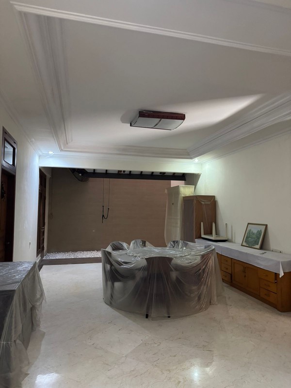 Rumah Full Furnished Rungkut Asri Barat Siap Huni 