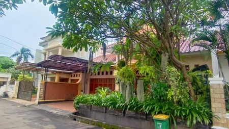 Rumah Bagus Di Komp Pribadi, Jl Raya Condet Jakarta Timur