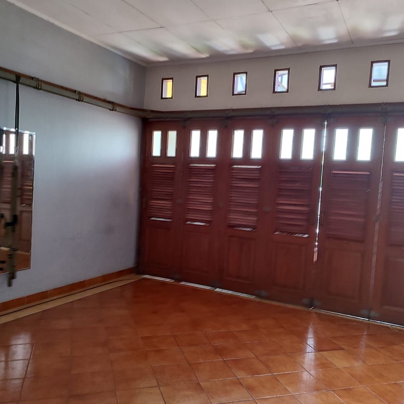 Rumah Bagus Di Komp Pribadi, Jl Raya Condet Jakarta Timur