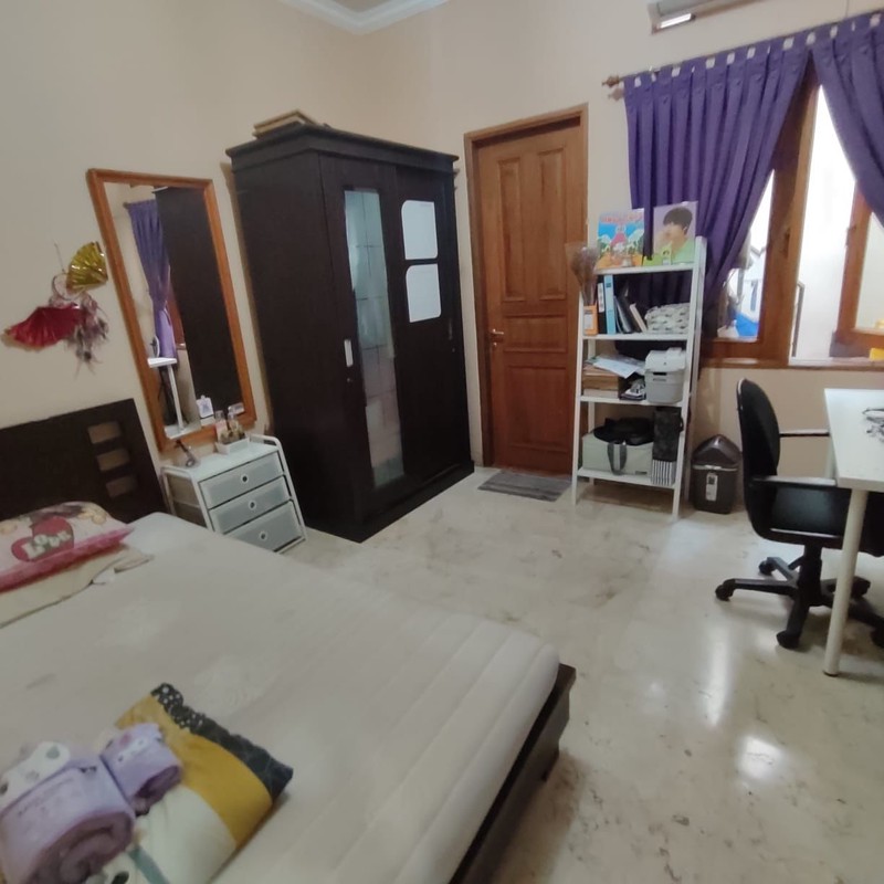 Rumah Bagus Di Komp Pribadi, Jl Raya Condet Jakarta Timur