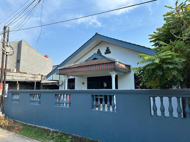 Rumah Bagus Di Jl H Misan Pesanggrahan Jakarta Selatan