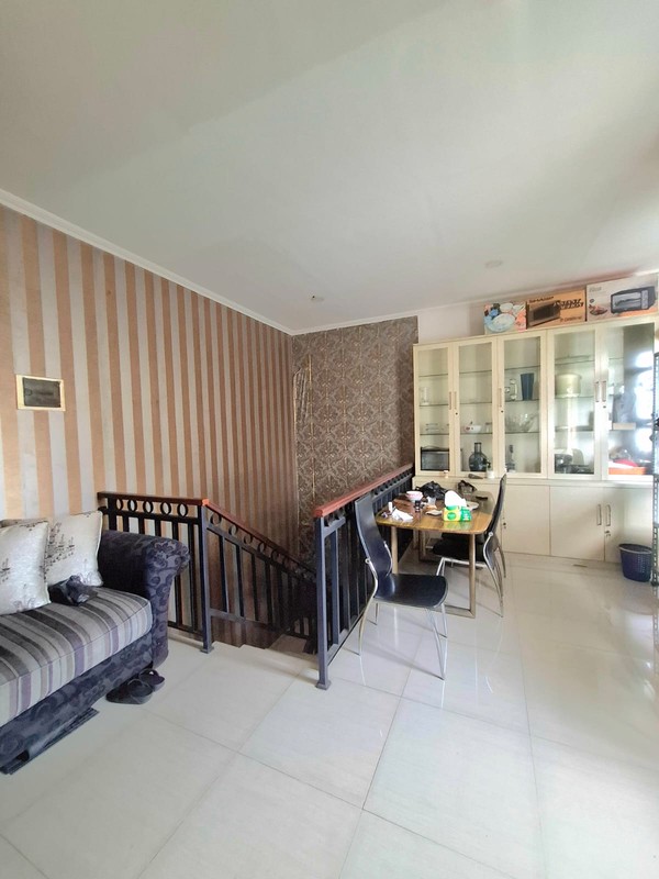 Rumah Mewah siap huni di Pondok Aren, Tangerang Selatan