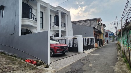 Rumah Bagus Di Jl H Nuuh Jagakarsa Jakarta Selatan
