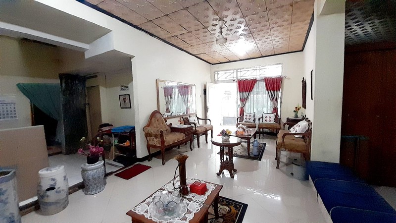 Rumah di Merpati Menteng Dalam Tebet