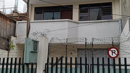 Ruko 3 Lantai Kedungsari Surabaya Cocok Untuk Segala Usaha 