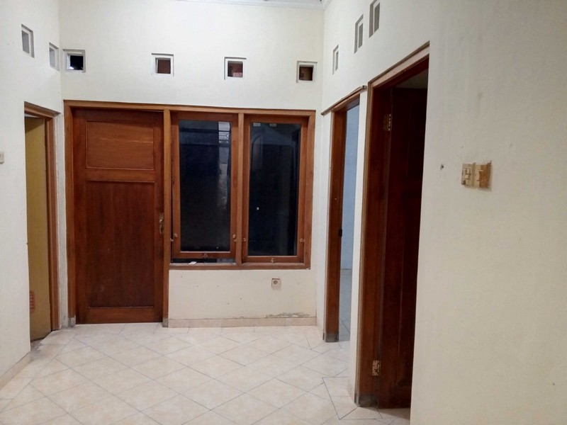 Rumah Minimalis Dalam Perum Dijalan Imogiri Barat KM 6, Bangunharjo, Sewon, Bantul