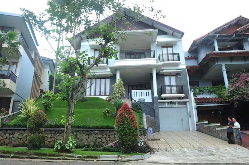 Rumah Mewah di Dago Pakar Bandung dekat Resor Dago Pakar Village 