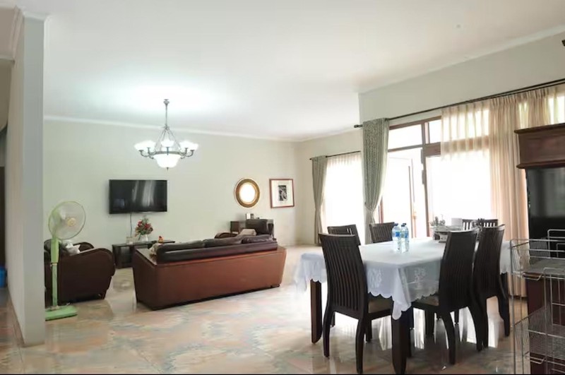 Rumah Mewah di Dago Pakar Bandung dekat Resor Dago Pakar Village 