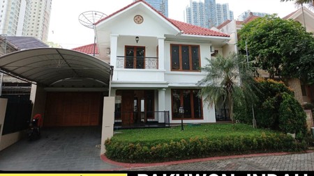 Sewa Rumah Pakuwon Indah Full Furnished Dekat Graha Family, Pakuwon Mall, National Hospital, Sampoerna Academy