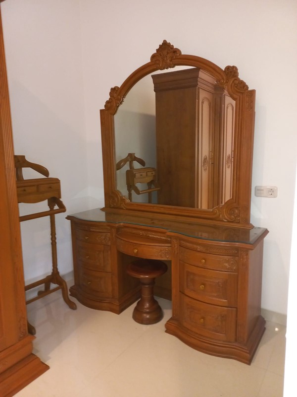 Sewa Rumah Pakuwon Indah Full Furnished Dekat Graha Family, Pakuwon Mall, National Hospital, Sampoerna Academy