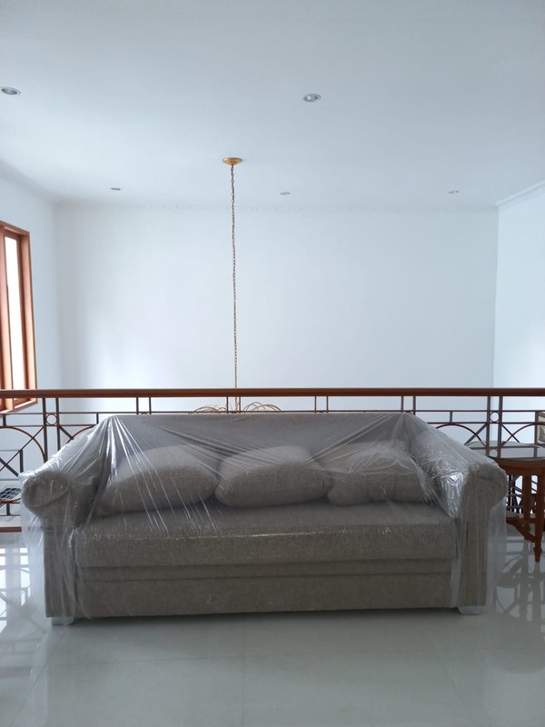 Sewa Rumah Pakuwon Indah Full Furnished Dekat Graha Family, Pakuwon Mall, National Hospital, Sampoerna Academy