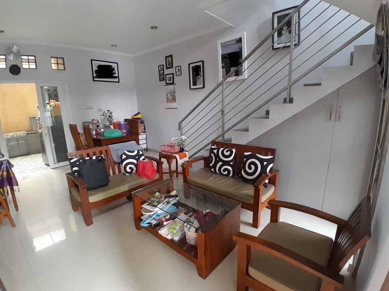 Rumah Bagus Di Jl Jalak, Komp DPR Pondok Ranji Tangerang Selatan