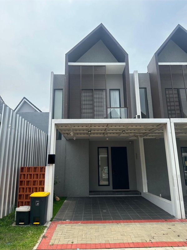 Rumah Bagus Di Melia Hyra Graha Raya Bintaro Jaya