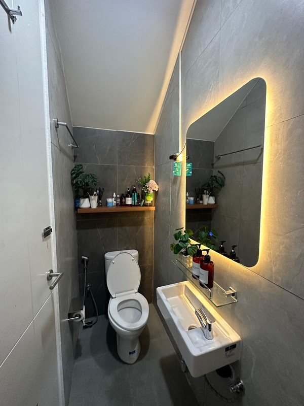 Rumah Bagus Di Melia Hyra Graha Raya Bintaro Jaya