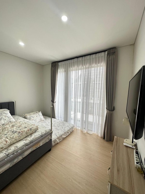 Rumah Bagus Di Melia Hyra Graha Raya Bintaro Jaya