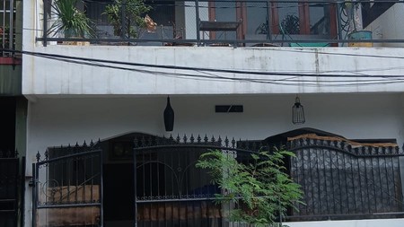 Rumah Bagus Di Komp Villa Japos, Jl Flamboyan Pondok Aren