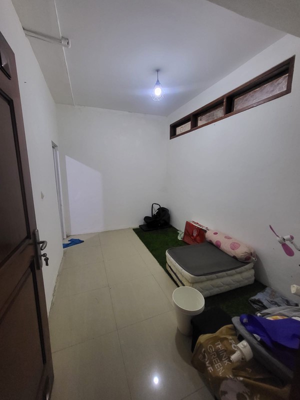 Rumah Bagus Di Komp Villa Japos, Jl Flamboyan Pondok Aren