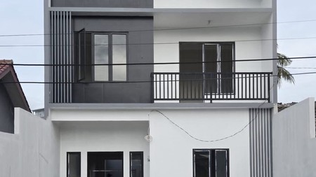 Hot Price. Rumah bagus Bumi Puspitek Asri, Pagedangan