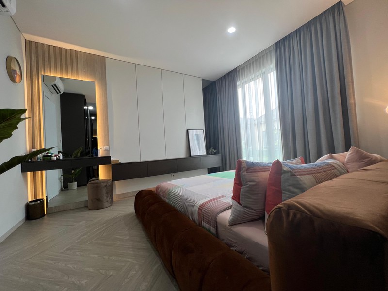 Rumah Bagus Di Discovery Amore Bintaro Sektor 9