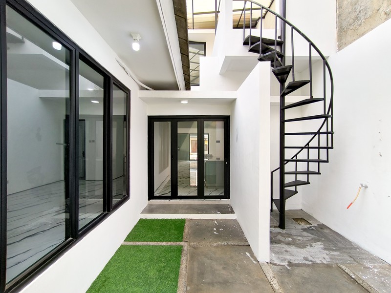 Rumah Brand New Design Modern Di Cluster Emerald Bintaro Jaya