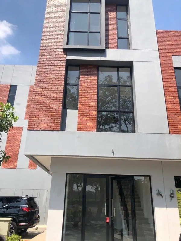 For Rent. Ruko pinggir jalan raya Ruko YC Hub, BSD
