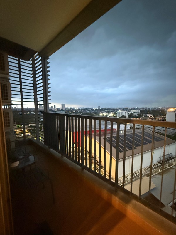 Apartment Holland Village Cempaka Putih