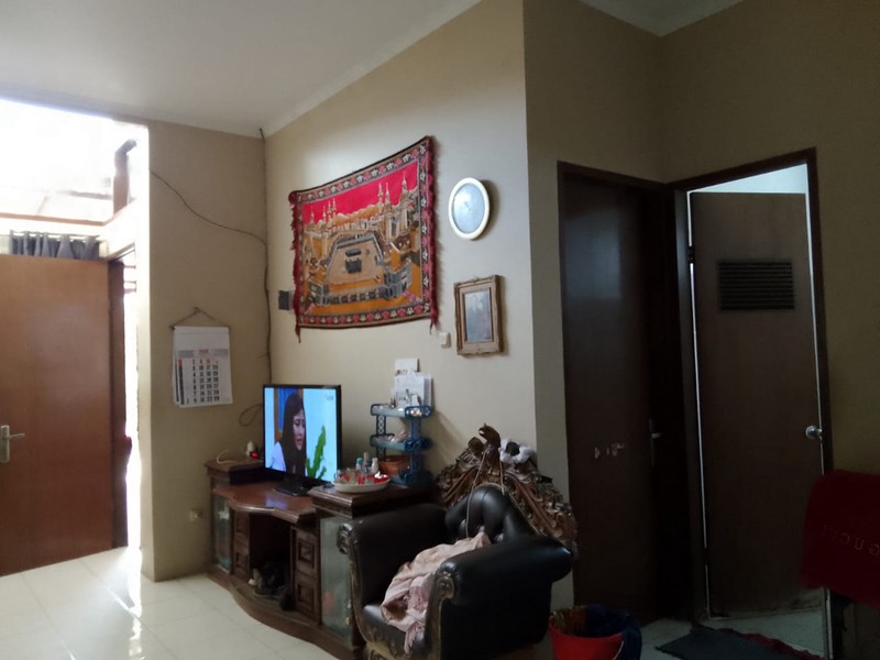 Rumah di Komplek Kinagara Regency Ciganitri Bojongsoang