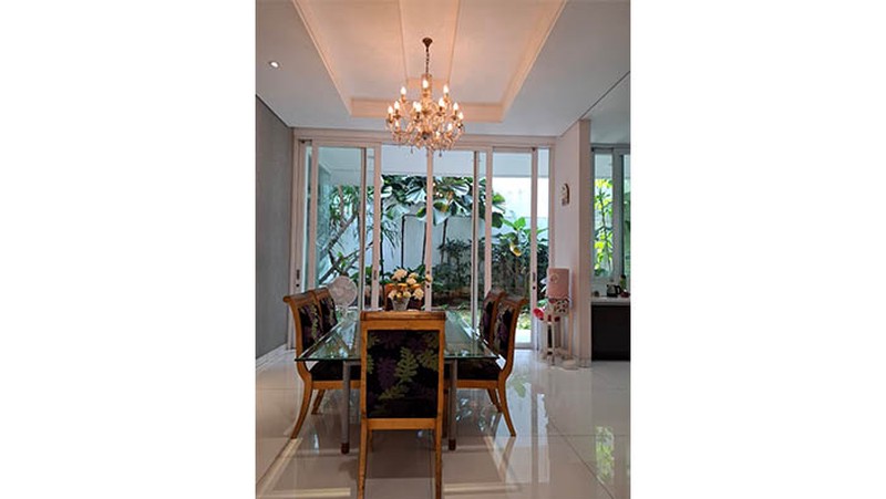 Rumah Artha Gading Villa, Kelapa Gading