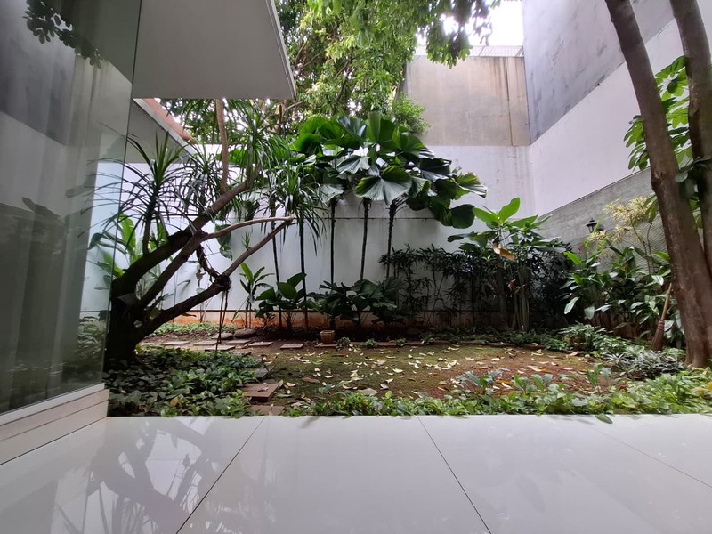 Rumah Artha Gading Villa, Kelapa Gading