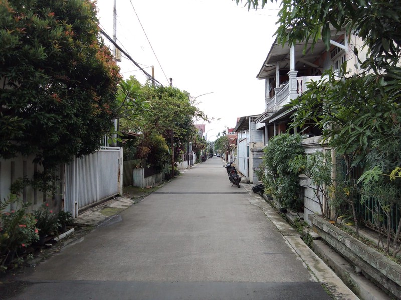 Rumah di Komplek Margahayu Raya Ciwastra