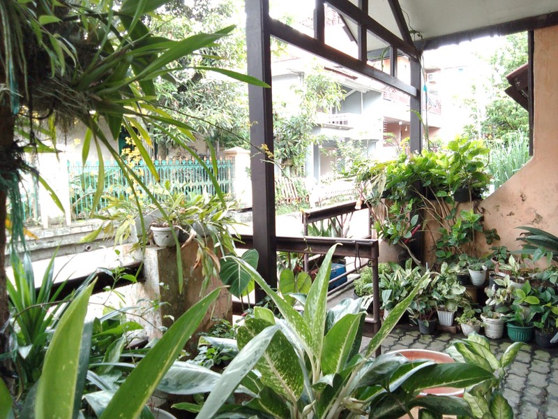 Rumah di Komplek Margahayu Raya Ciwastra